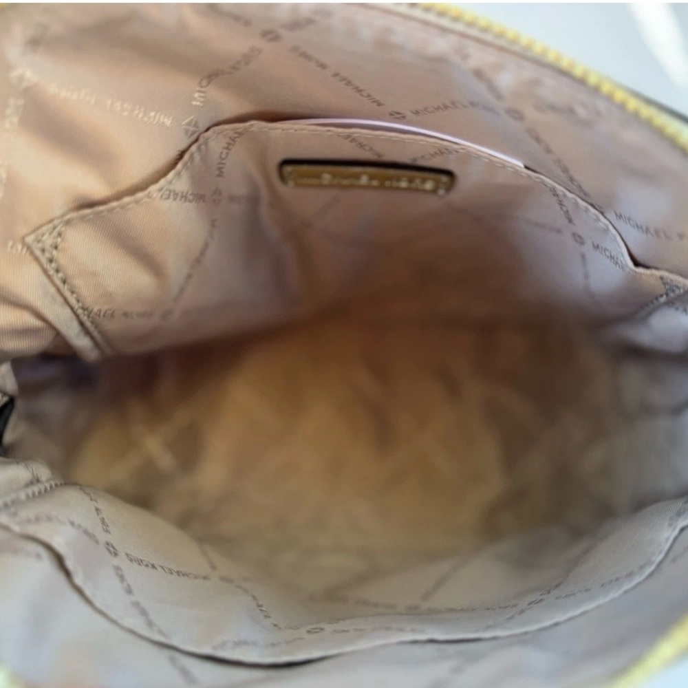 Michael Kors Jet Set Travel Dome Shoulder Crossbody Bag MK Pale Gold - Picture 7 of 10